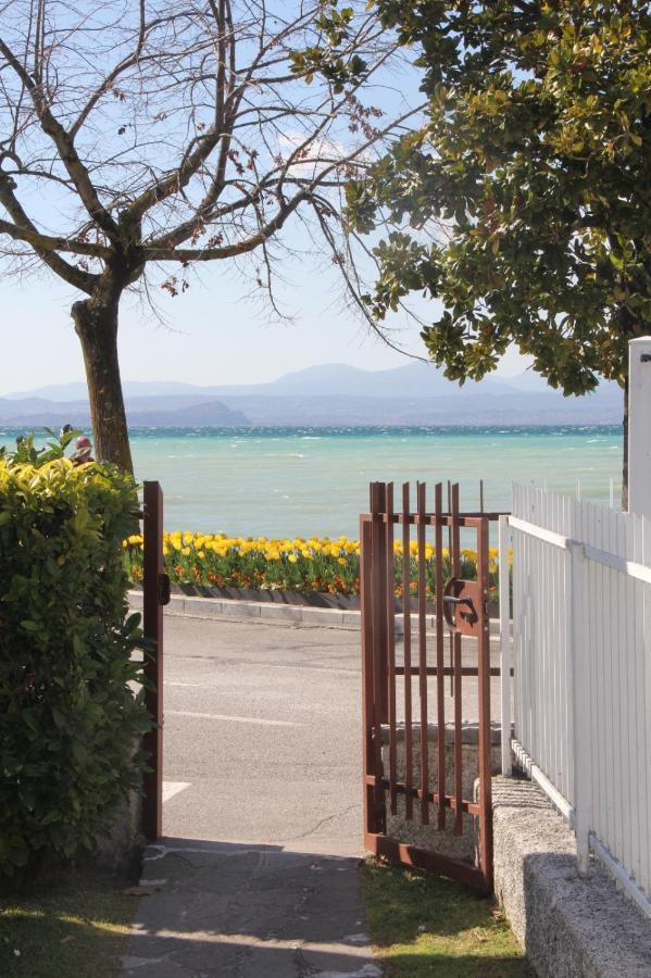 Apartment Bardolino Lake Front Esterno foto